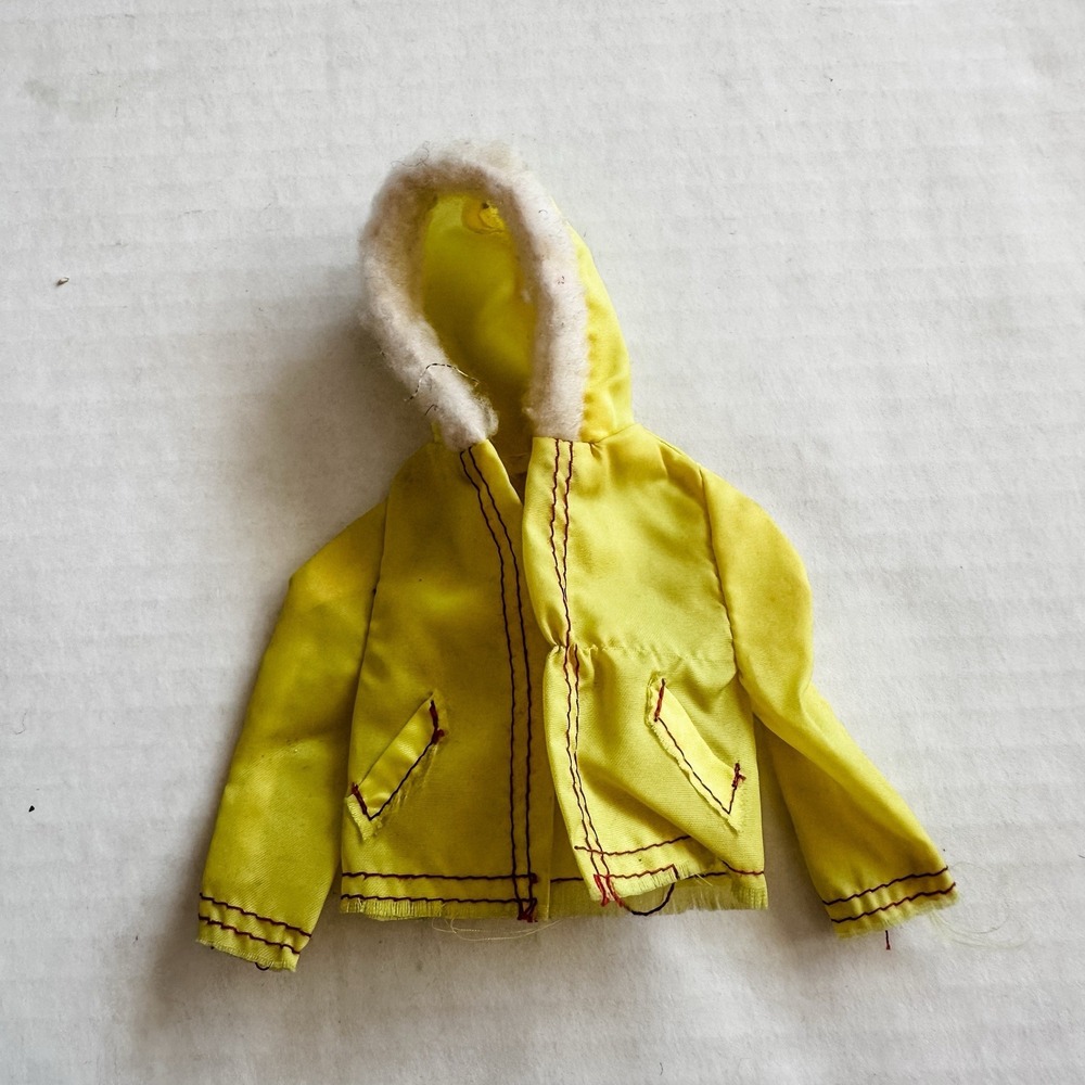 1974 Sun‎ Valley Barbie Doll Yellow Jacket Only #7806
